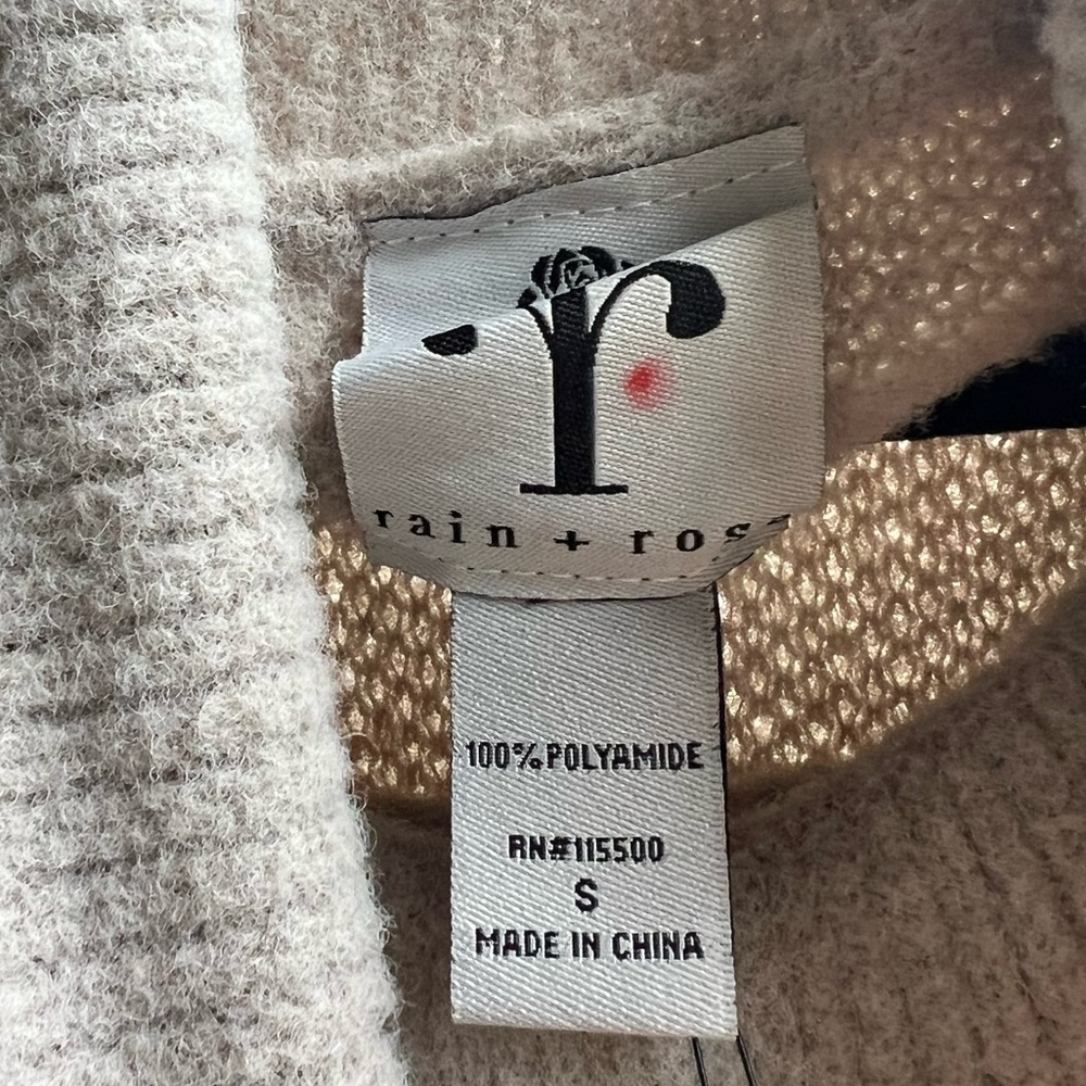 🆕Rain + Rose Soft Plush Cozy Balloon Sleeve Pullover Sweater Gray Women’s Size S - Picture 13 of 15
